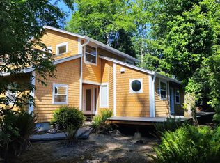 679 N Larch St, Cannon Beach, OR
