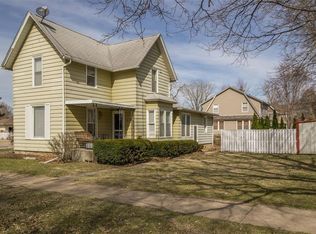 810 Cedar St, Tipton, IA 52772