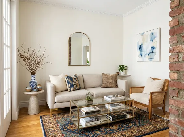 535 Hudson Street image 1 of 11