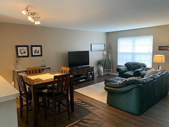 Living & Dining Room