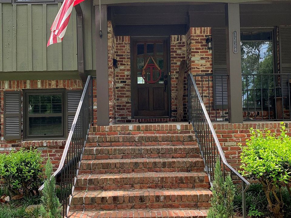 2nd image of 3224 Mockingbird Ln