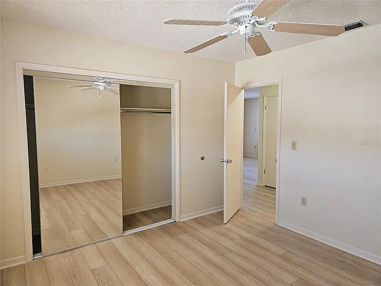 360 137th Avenue Cir #360 — Photo 17