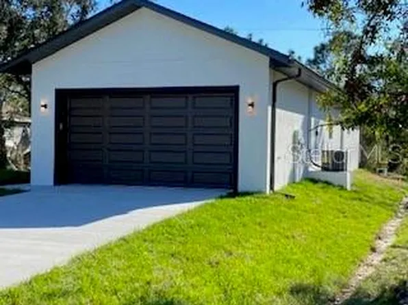 27403 Treadmill Dr, Punta Gorda, FL 33955