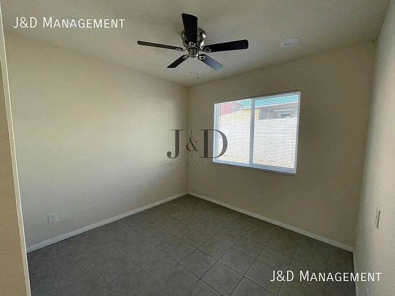 2252 Ocean View Blvd — Photo 6