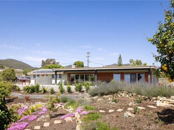 1923 Stonewall Ln, Vista, CA 92084