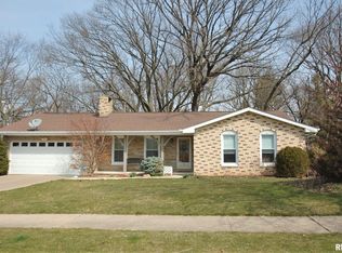 3219 W Capitol Dr, Peoria, IL