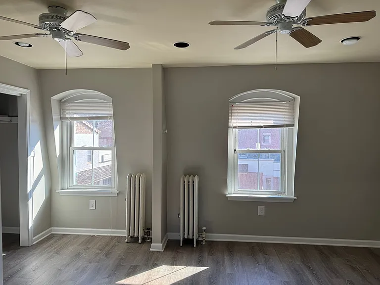 123 S Main St — Photo 7