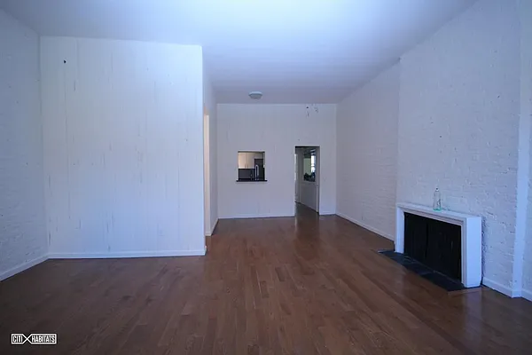 Rented by Citi Habitats | media 2