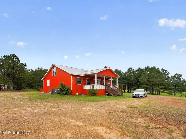 1005 Pine Ridge Dr, Crystal Springs, MS 39059