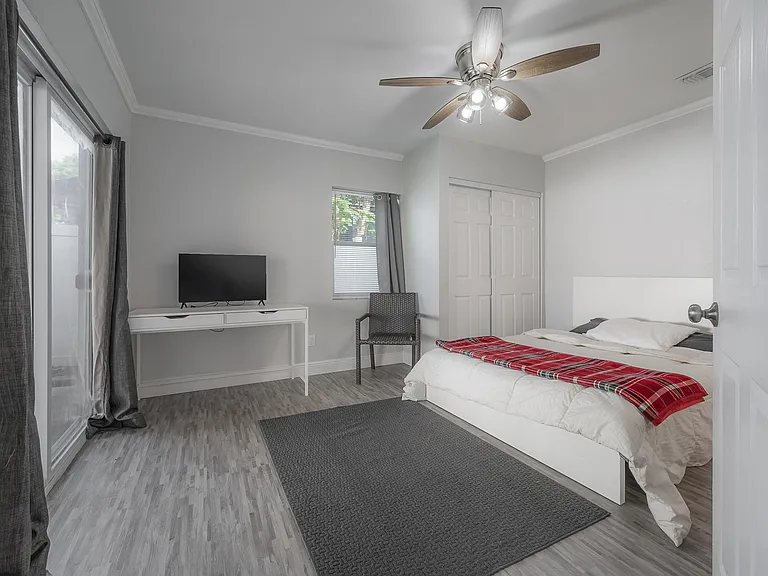 1428 E Mohawk Ave — Photo 22