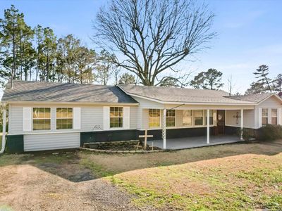 415 McPherson St, Hughes Springs, TX, 75656