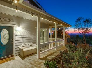 411 Grapefruit Dr, Ramona, CA 92065