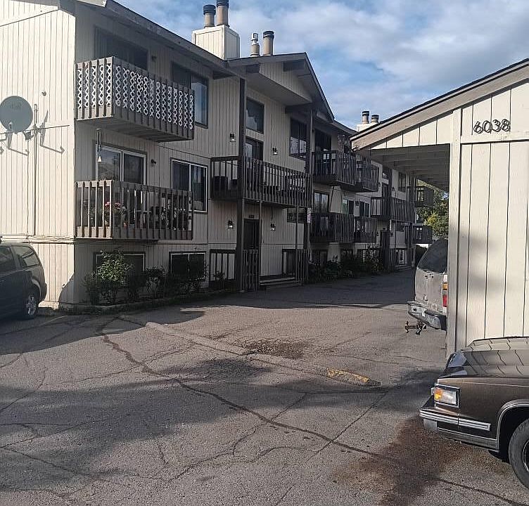 1st image of 6038 E 12th Ave #A-06