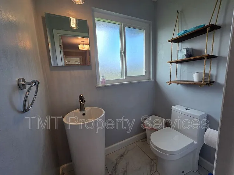 9 W Robinhood Dr — Photo 19