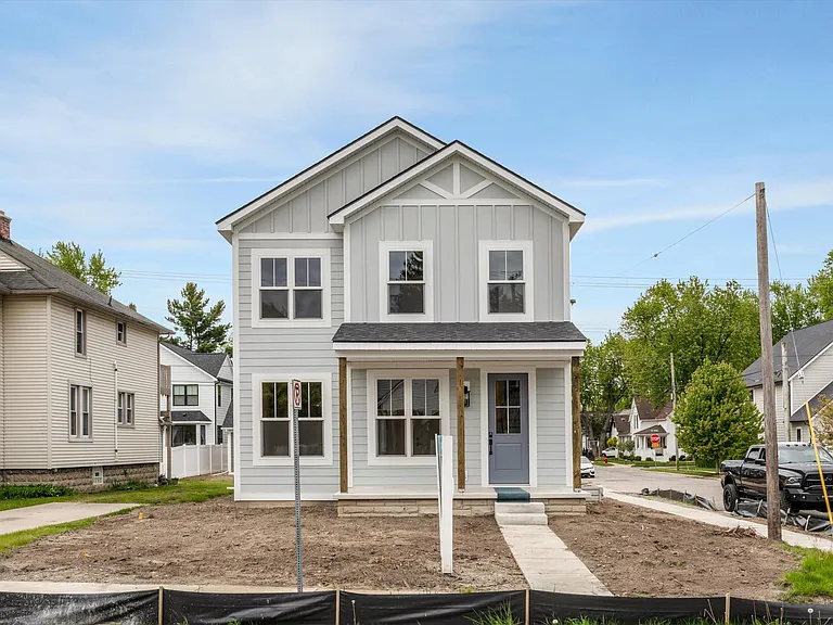 289 W Ann Arbor Trl #1 — Photo 1
