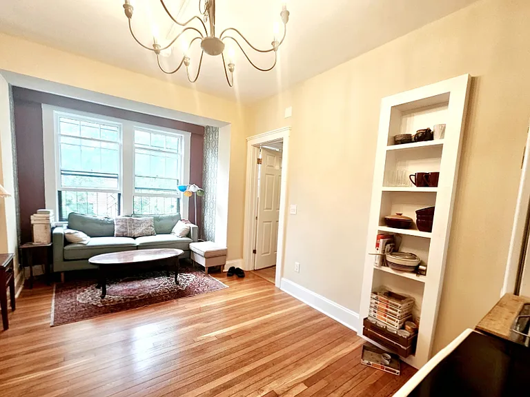 72 Strathmore Rd #7A — Photo 1