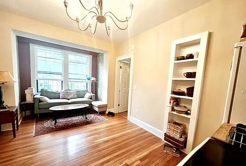 72 Strathmore Rd #7A Photo 1