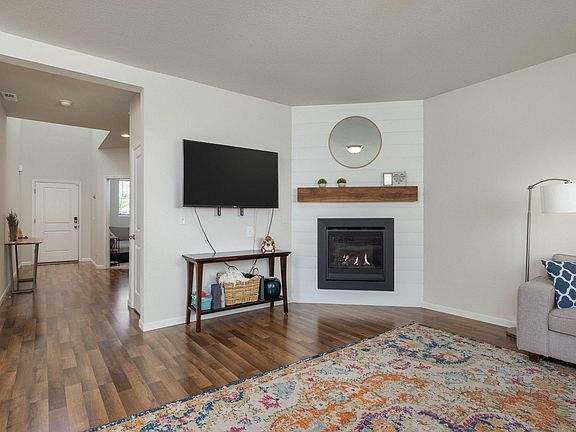 5th image of 20559 SE Cameron Ave