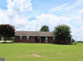 618 W Williamson Rd, Williamson, GA 30292