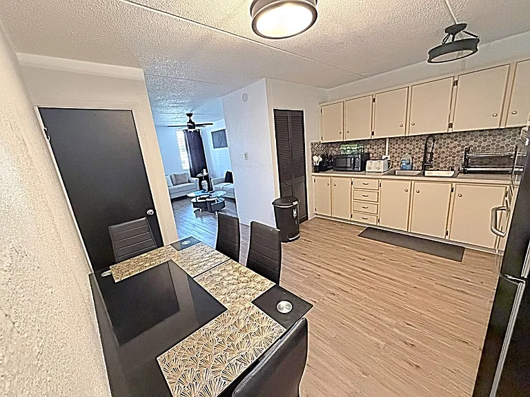 2 Good Hope Est #Townhouse D-6 — Photo 6