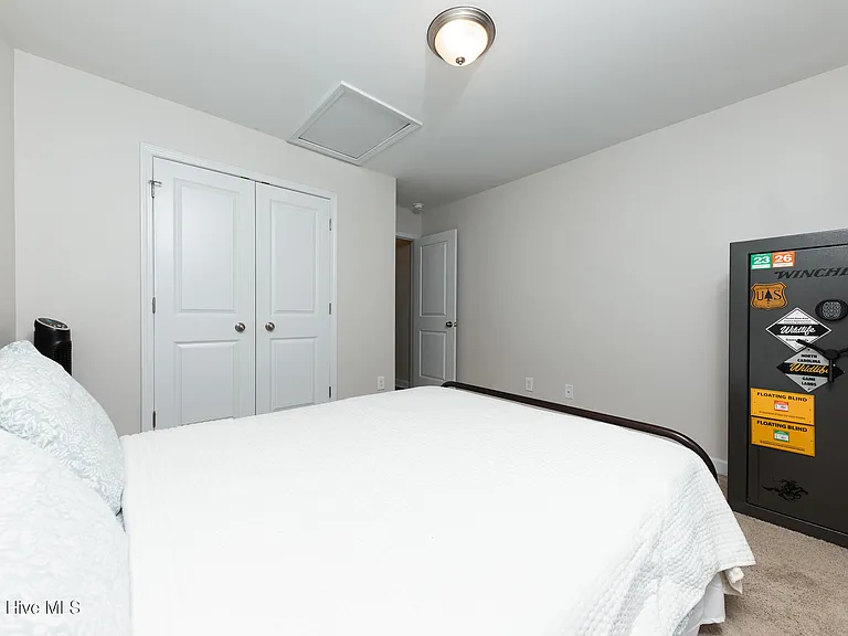 137 Wilburne Dr — Photo 26