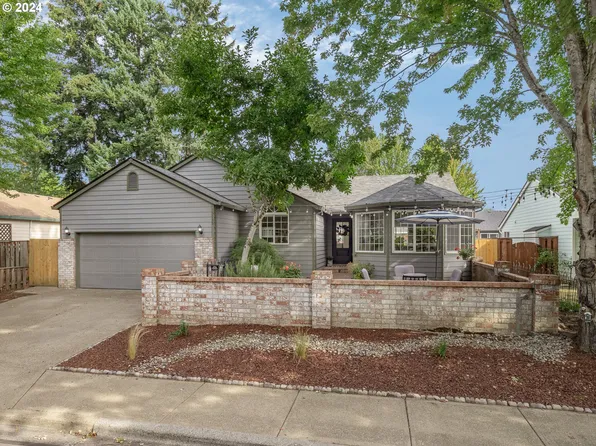 15735 SW Whetstone Way, Sherwood, OR 97140