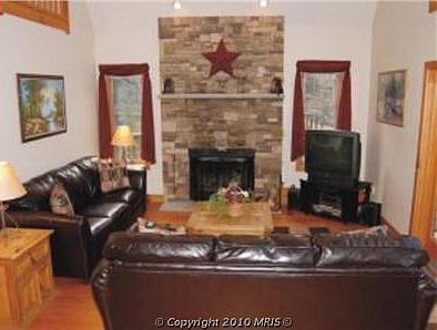 2nd image of 74 Carmel Ln