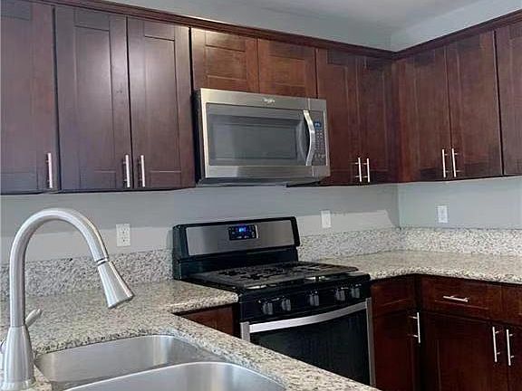 4th image of 5562 Avent Ferry St