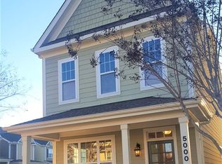 5000 Sunny Creek Ln E, Apex, NC 27502