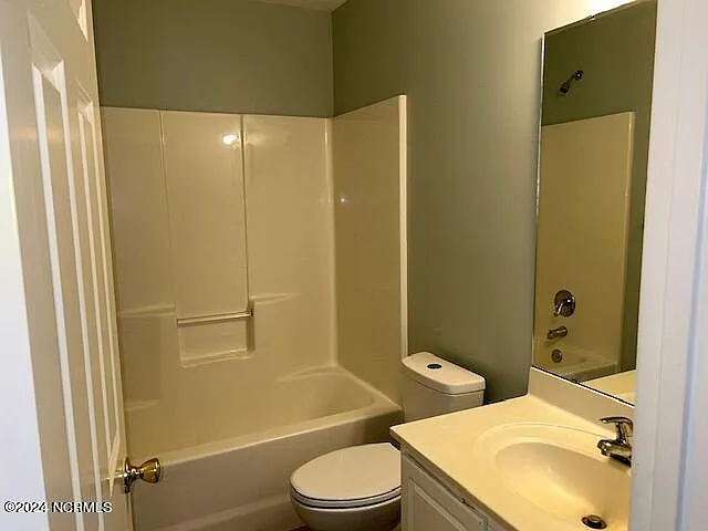 4221 Brook Creek Ln #A — Photo 6