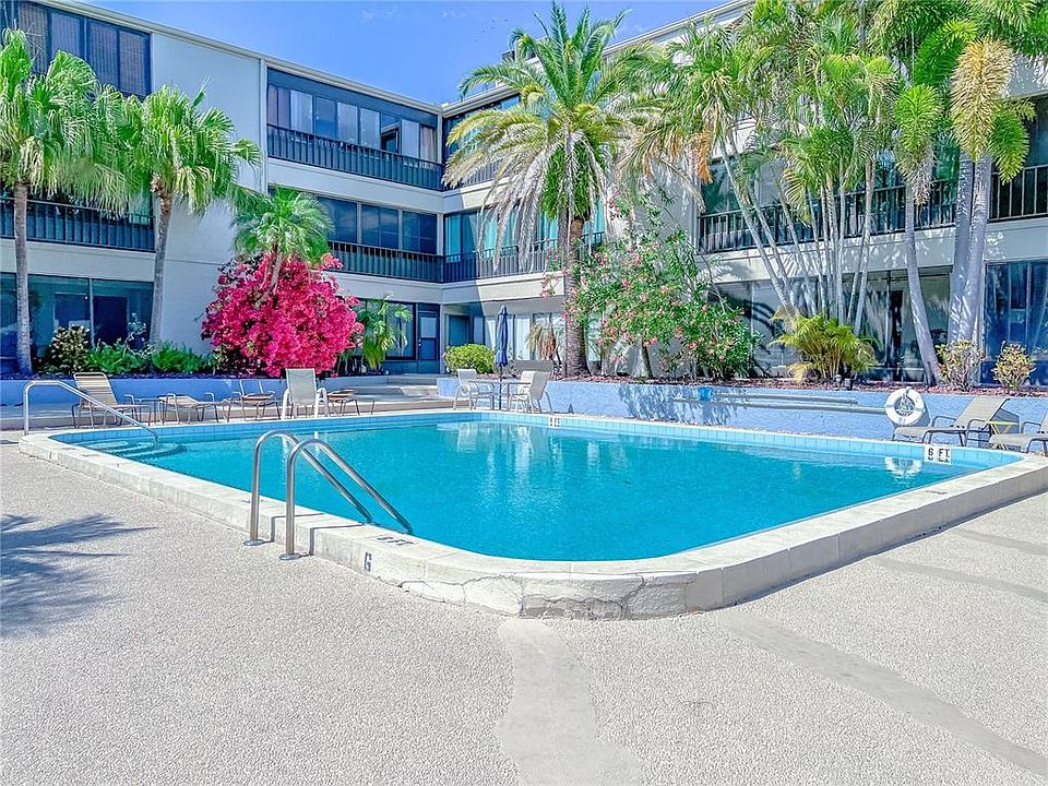 1st image of 215 VALENCIA BOULEVARD #112