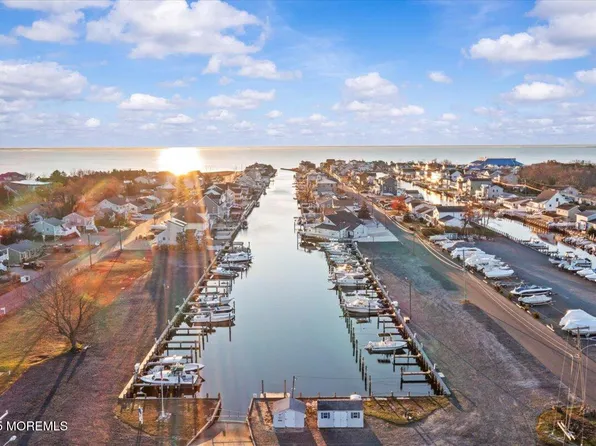 80 Oak Knoll Road, Waretown, NJ 08758