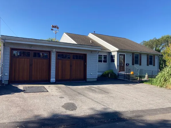 134 Mablin Ave, North Andover, MA 01845
