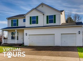 2516 Colewood Dr, Woodburn, OR 97071