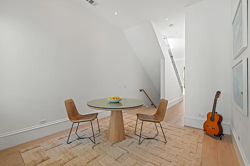 650 Hayes St — Photo 11