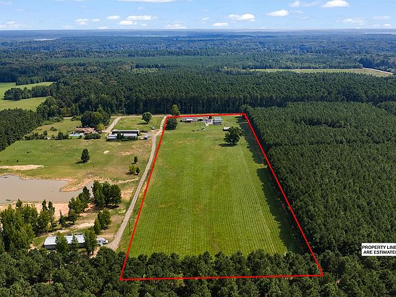 4th image of 1420 Dement Rd
