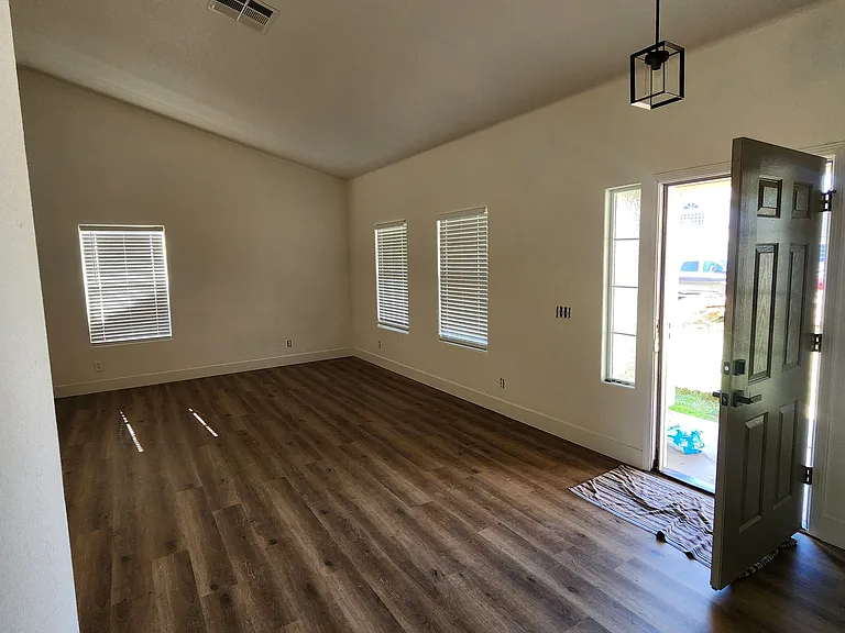 612 Saint Montelena Dr — Photo 6
