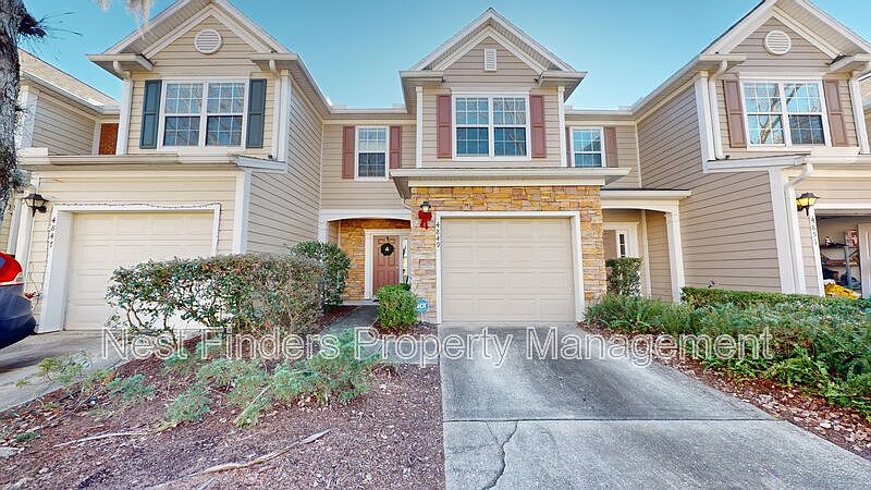 1st image of 4849 Parkhurst Pl