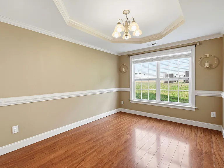 720 Pyracantha Dr — Photo 16