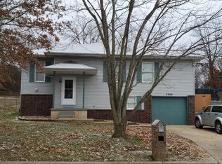 2000 S 14th St, Ozark, MO 65721