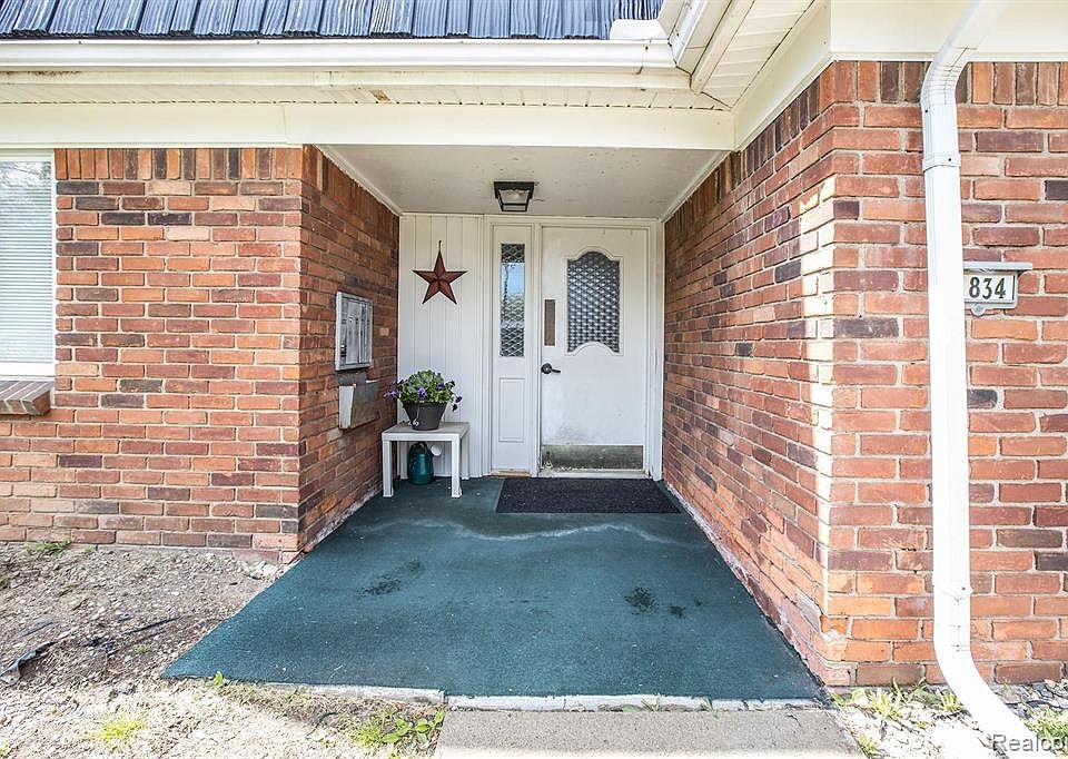 1834 Colonial Village Way APT 2, Waterford, MI 48328 Zillow