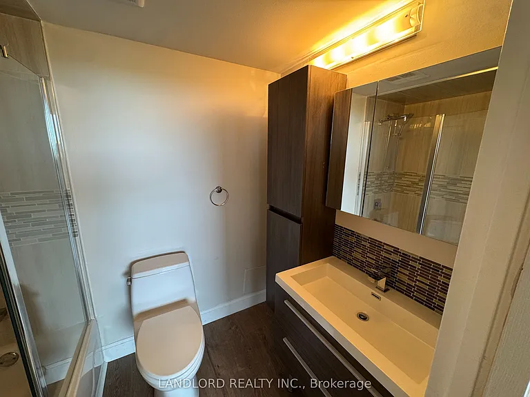 20 Speers Rd #1105 — Photo 40