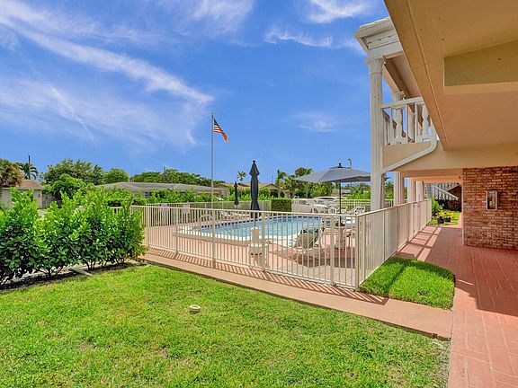 5th image of 2141 NE 68th Street #108