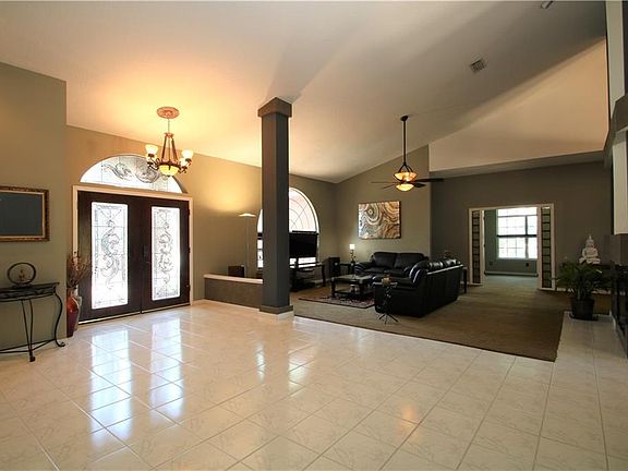 5th image of 5114 Great Oak Ln