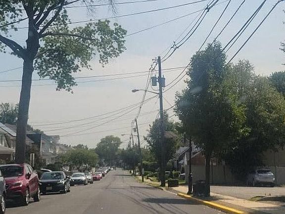 4th image of 157 Bailey Ave