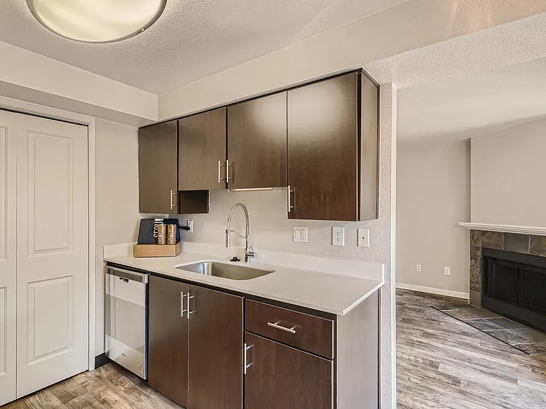 Slate Ridge Apartment Homes — Photo 31