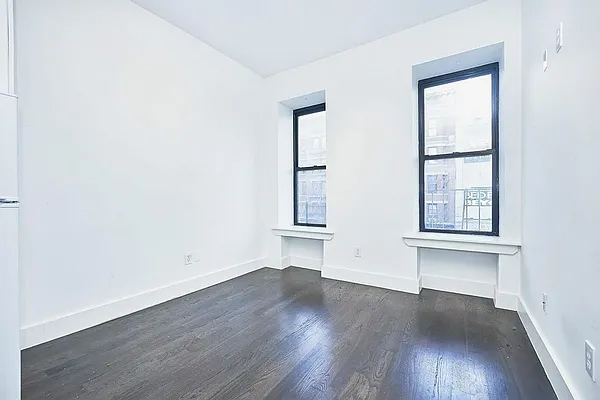 Rented by Luxury Property Group | media 15