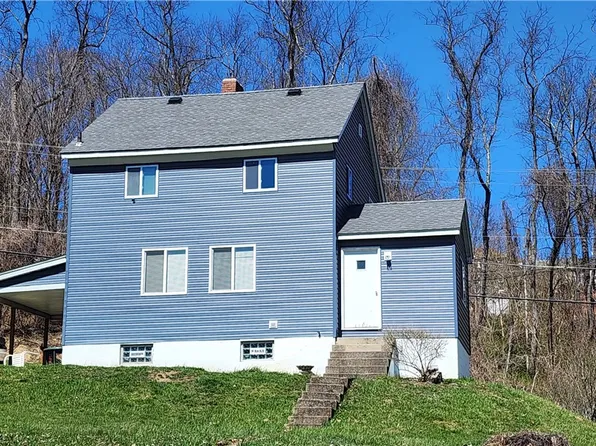 130 Pershing Blvd, Nemacolin, PA 15351