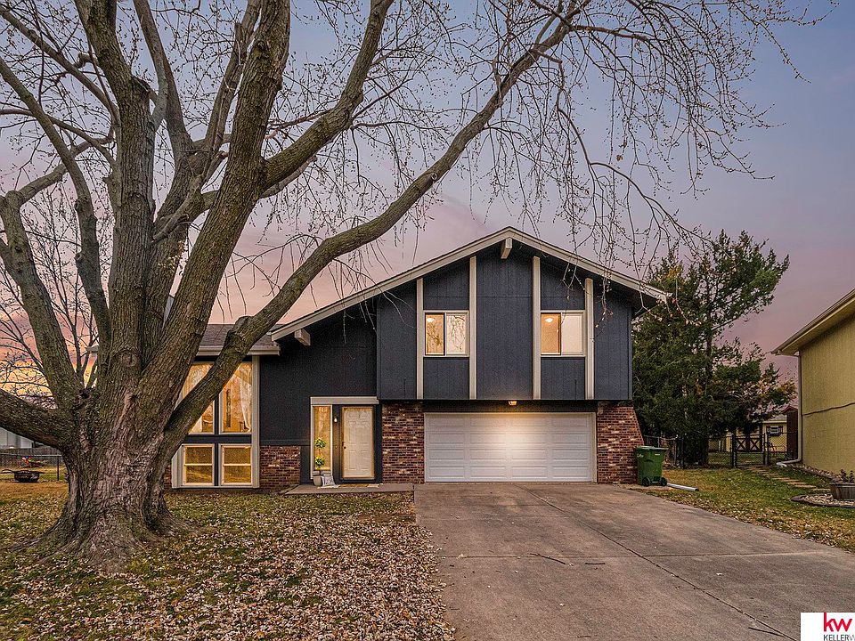 1st image of 9805 S 22nd Cir