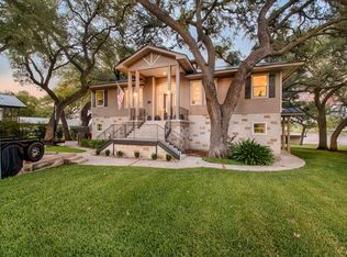 229 Elm Lodge Drive, Kingsland, TX 78639